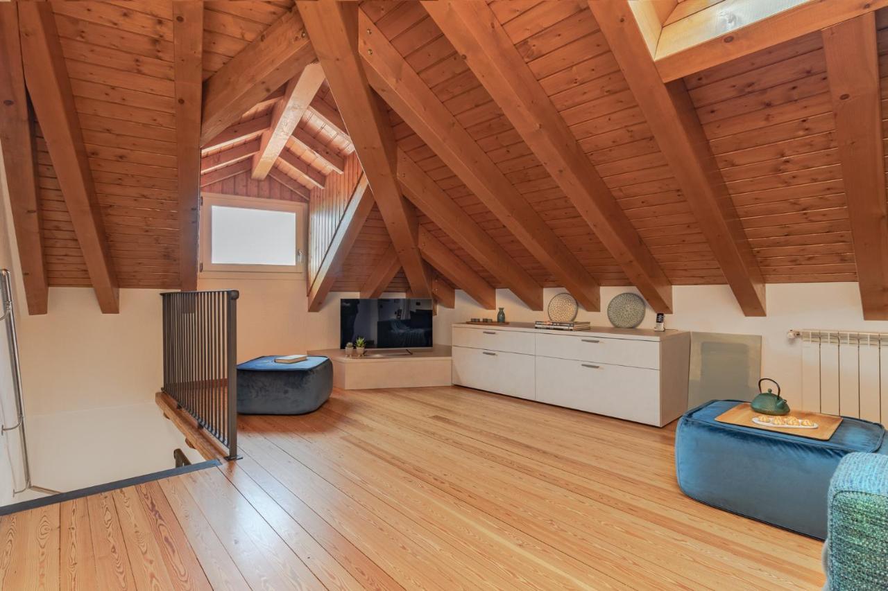 Casa Del Borgo "Aria & Acqua" Sul Lago Maggiore Maccagno Εξωτερικό φωτογραφία