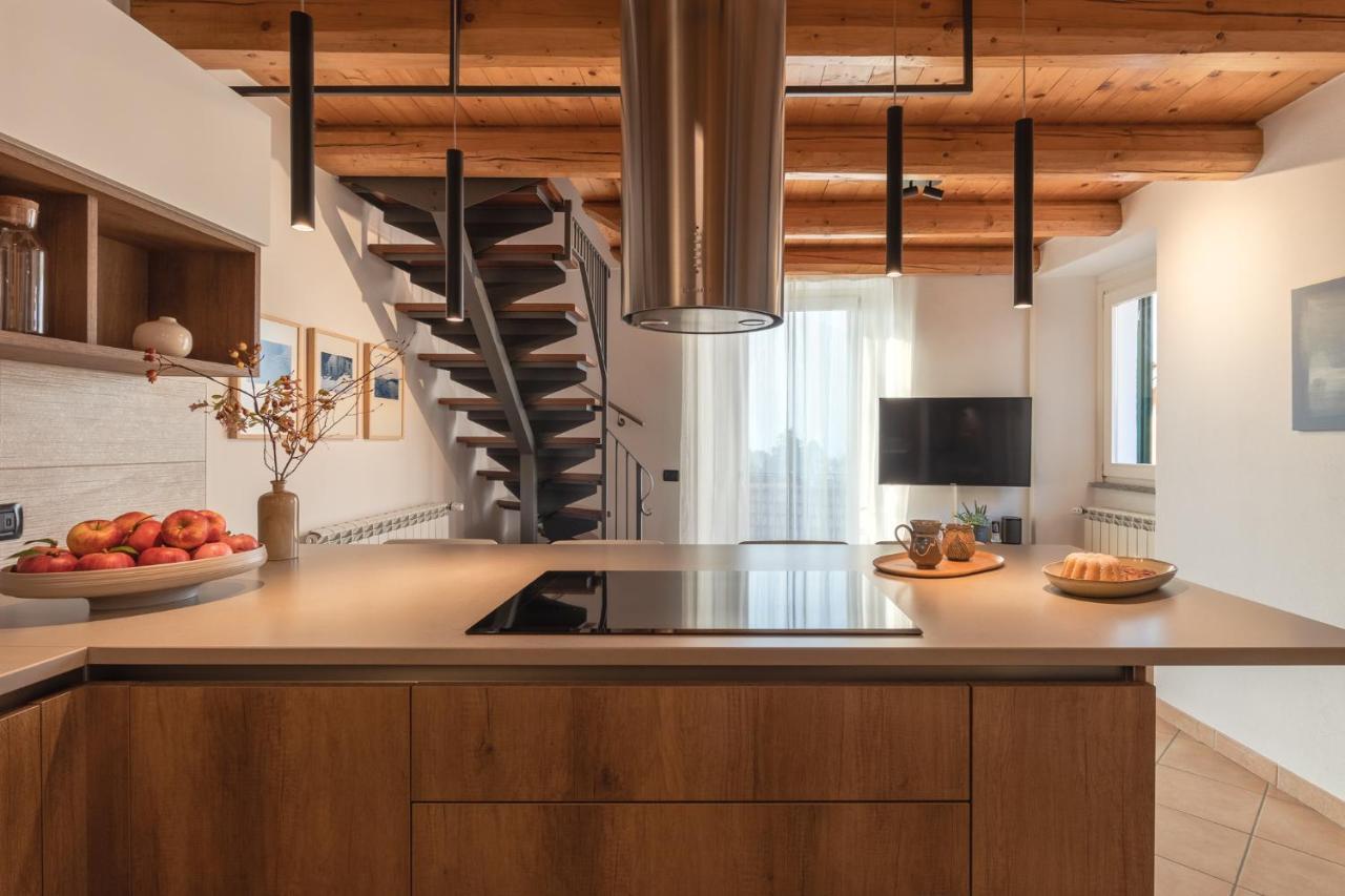 Casa Del Borgo "Aria & Acqua" Sul Lago Maggiore Maccagno Εξωτερικό φωτογραφία