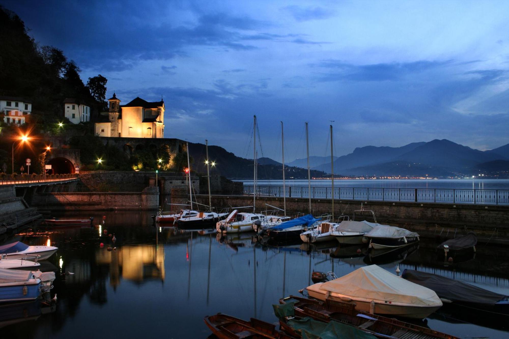 Casa Del Borgo "Aria & Acqua" Sul Lago Maggiore Maccagno Εξωτερικό φωτογραφία